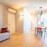 Tuveri Boutique דירה